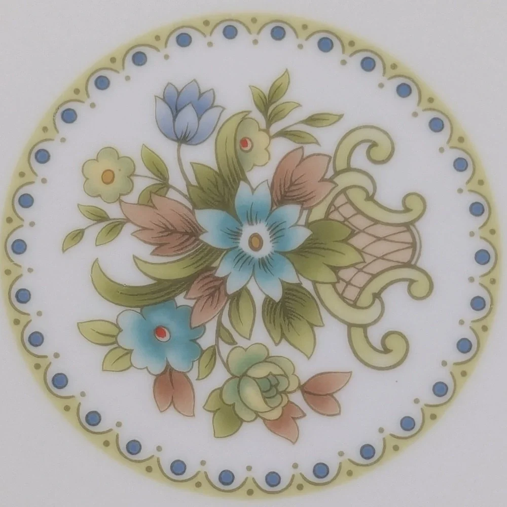Vintage Dinner Plate Wedgwood Petersham 10.75